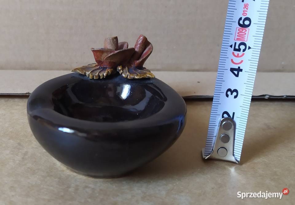 508 RÓŻA 2 POPIELNICZKA dekoracyjna