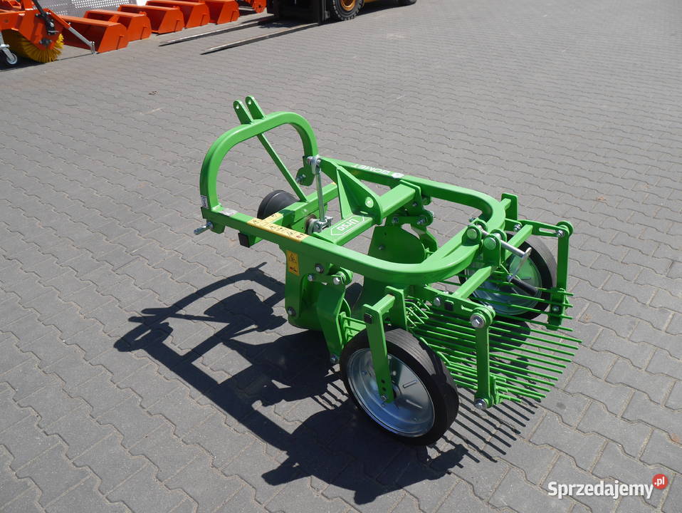 Kopaczka jednorzędowa wibracyjna Bomet Kopaczki Trzebieszów