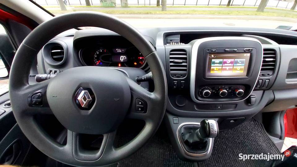 Renault Trafic 20 DCi 145 automat niski przebieg komputer pokładowy Warszawa