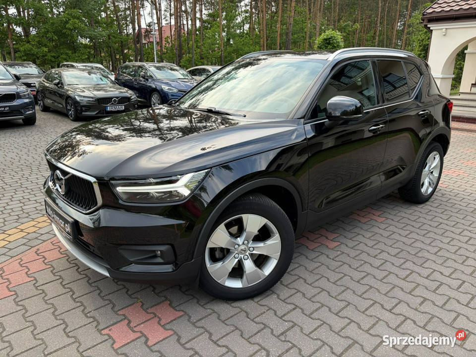 Volvo XC 40 Podgrzewane fotele i kierownica Hak sprzedam