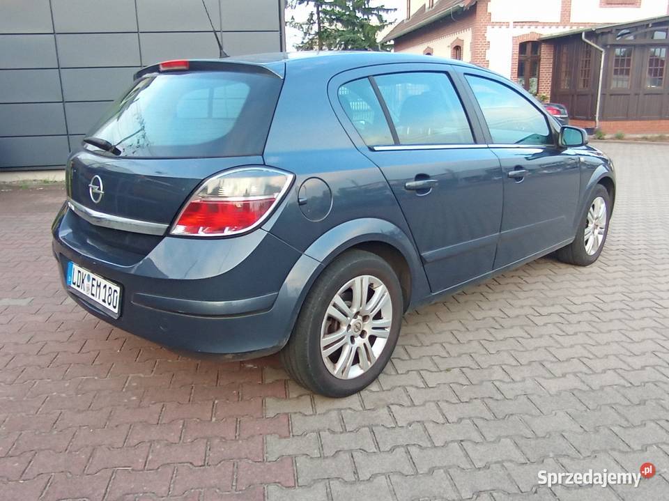 Opel astra 16 benzyna serwowane w ASO 1 wielkopolskie Poznań