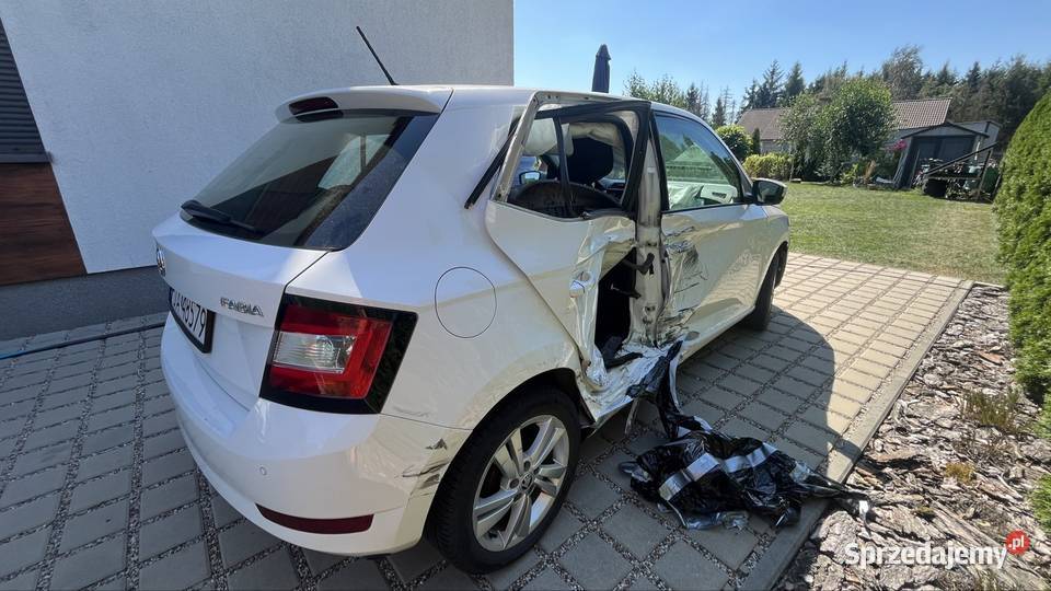 Fabia 3 uszkodzona 10mpi gaz ABS Fabia Motoryzacja Jarocin