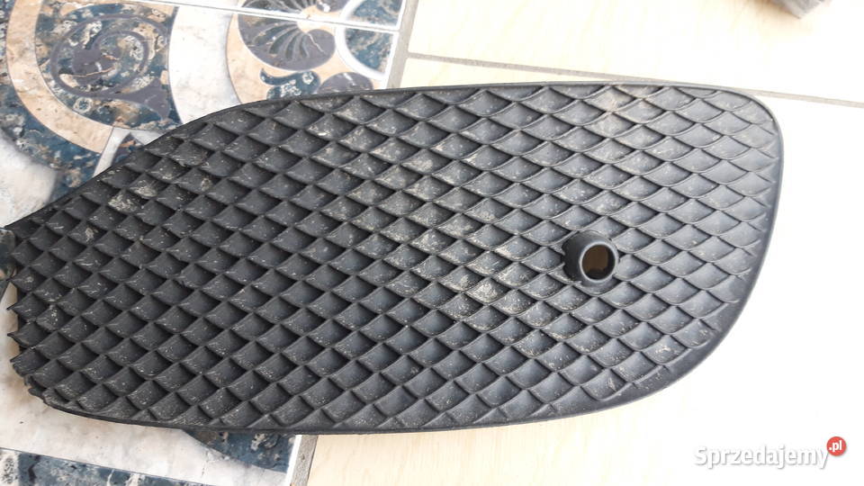 Mercedes w 213 kratka lewa zderzka przód Rok produkcji 2018 Karoseria Kalisz