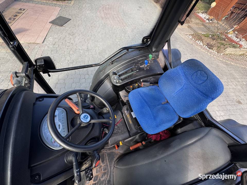 Ciągnik sadowniczy HOLLAND 3040 Warszawa sprzedam