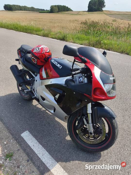 Sprzedam Suzuki 750 benzyna