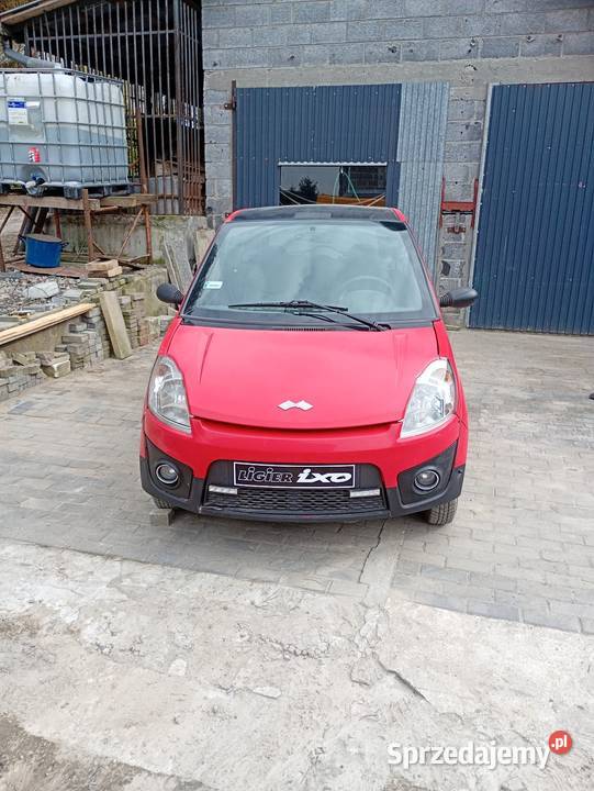 Samochód Ligier ixo czerwony małopolskie