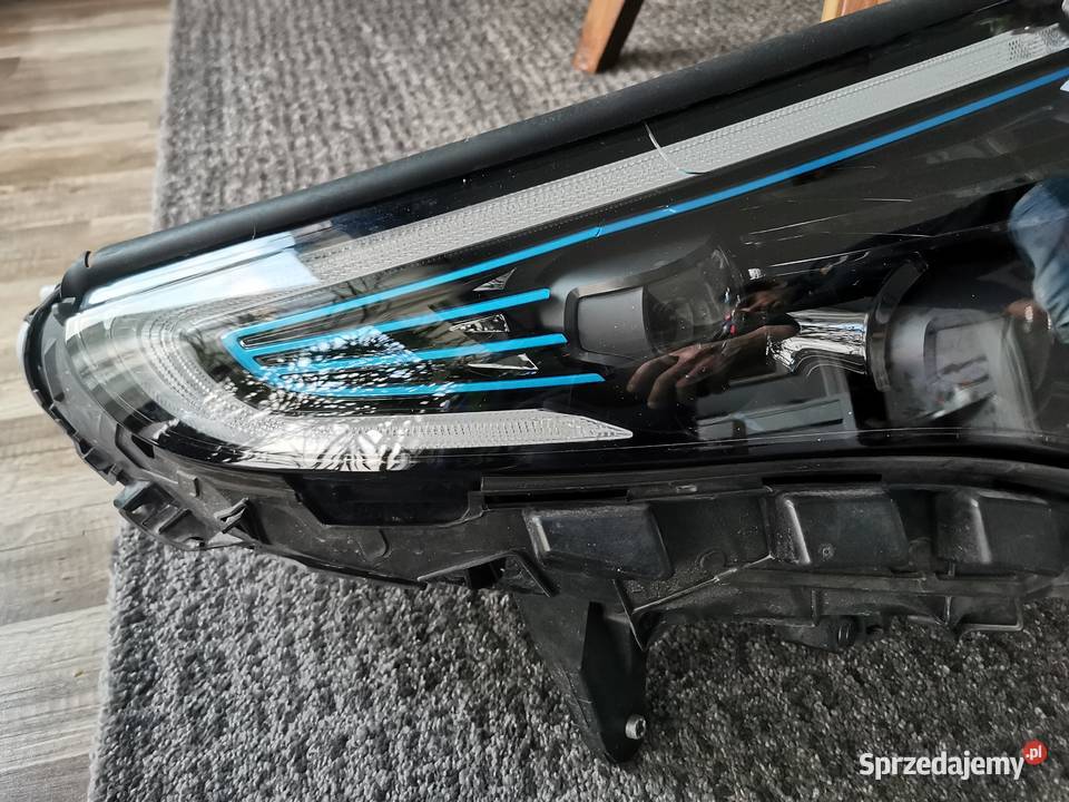 MERCEDES LAMPA PRAWA EQC W293 N293 293 lewe sprzedam