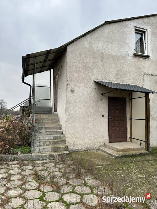 Sprzedam mieszkanie w domu i kawałek działki Fasty sprzedam