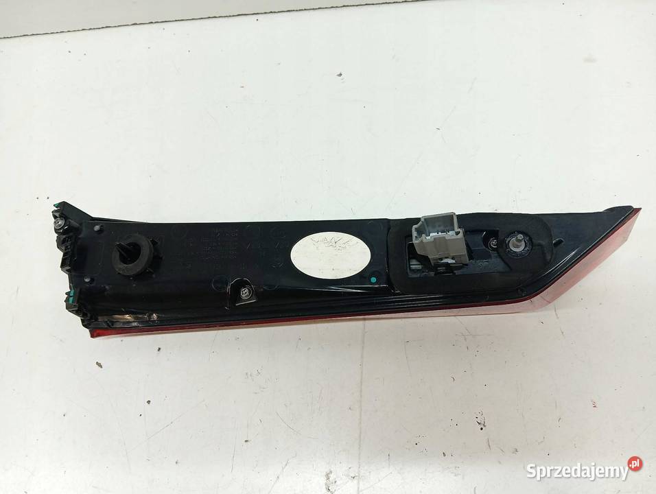 LAMPA TYŁ W KLAPĘ PRAWA SEDAN EU Volvo S60 III świętokrzyskie