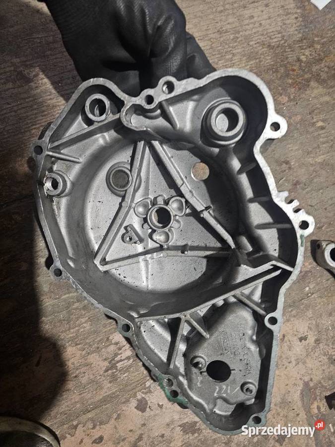 Aprilia RS 125 Rotax 122 pokrywa kapa dekiel Jelenia Góra