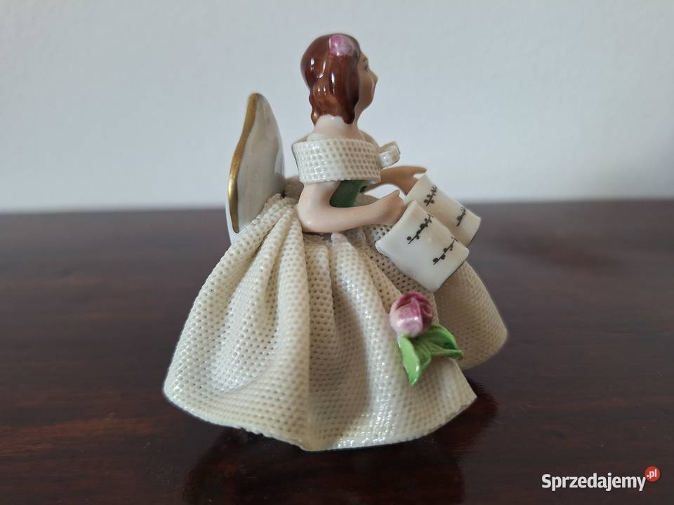 Unikatowa figurka porcelanowa Dresden Koronkowa