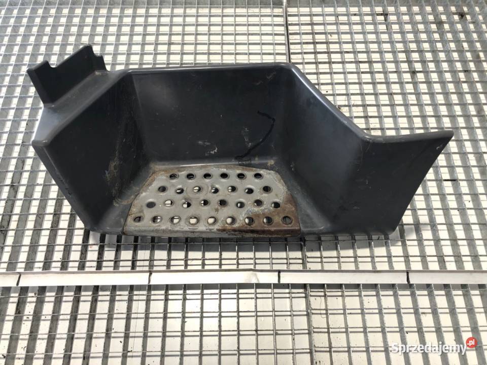 STOPIEŃ KABINY LEWY MAN TGX I 18 441 Progi