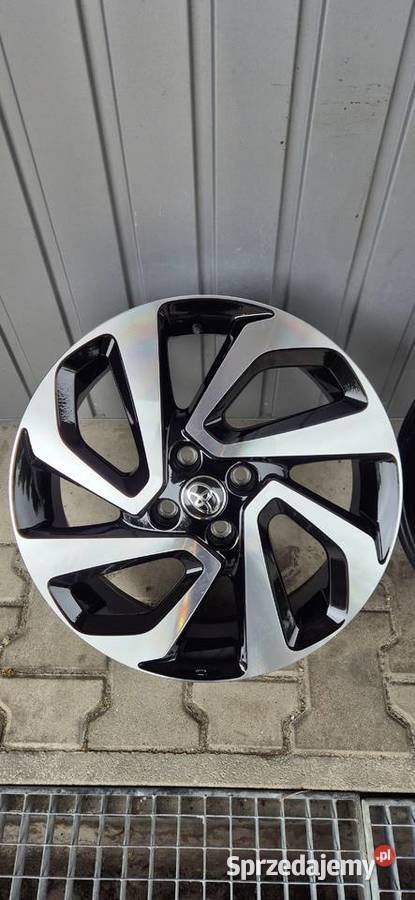 Oryginalne Felgi Toyota Aygo X R17 4x100 nowe Jelcz-Laskowice