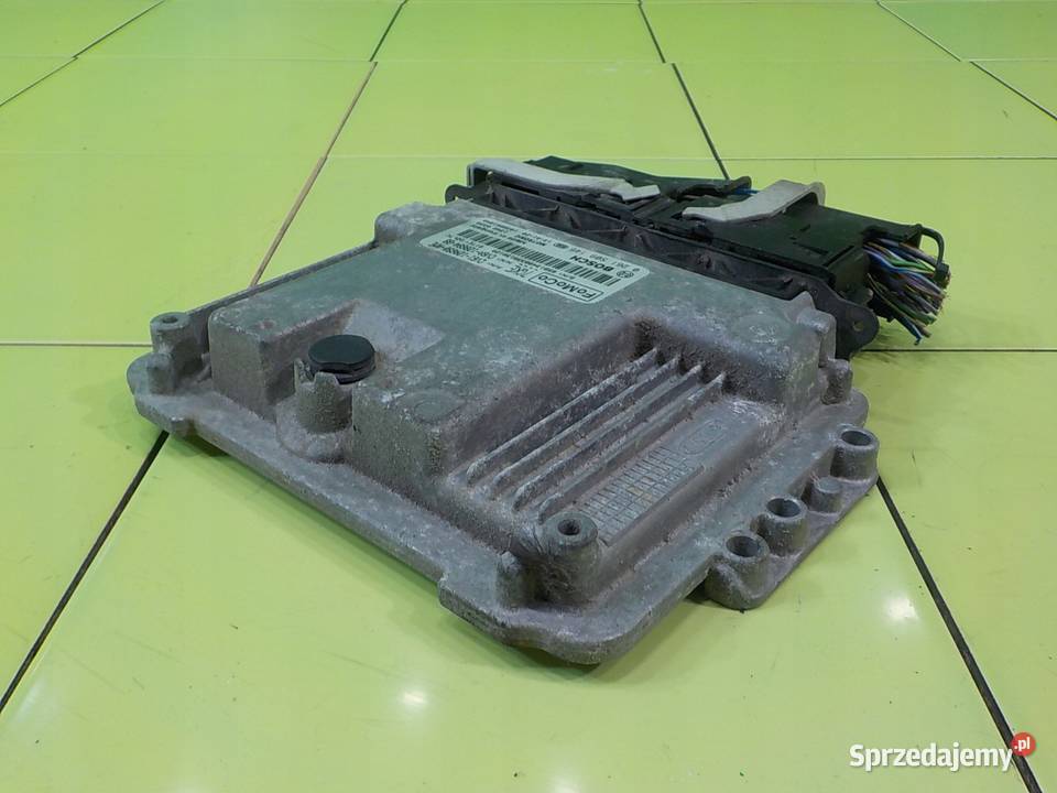 FORD FOCUS MK3 10 B 13r HB 5D sterownik komputer Suków