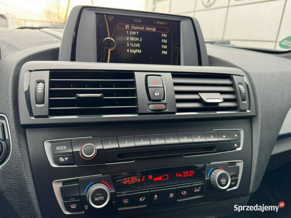 BMW 116 xenon mpakiet alcantara F20 2011 Rok produkcji 2013 Samochody osobowe Chełm Śląski