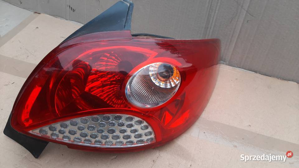 lampa tylna prawa lewa PEUGEOT 206 206 plus 3 i Dębno