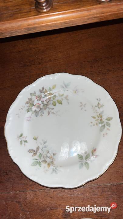 Talerzyk Royal Albert 1982 Haworth Kwitnąca Porcelana i szkło Gdańsk