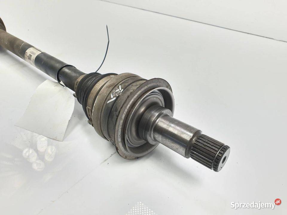 PÓŁOŚ PRAWA TYŁ MERCEDES C W205 4MATIC osobowe Lipno