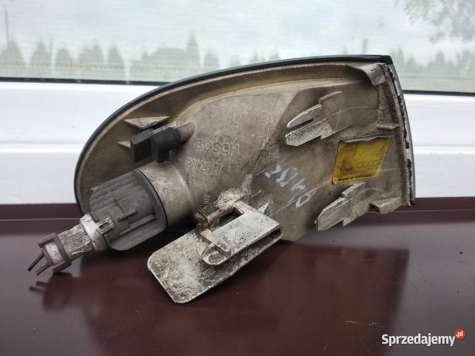 Audi A4 B5 kierunkowskaz kierunek migacz lewy Sieradz