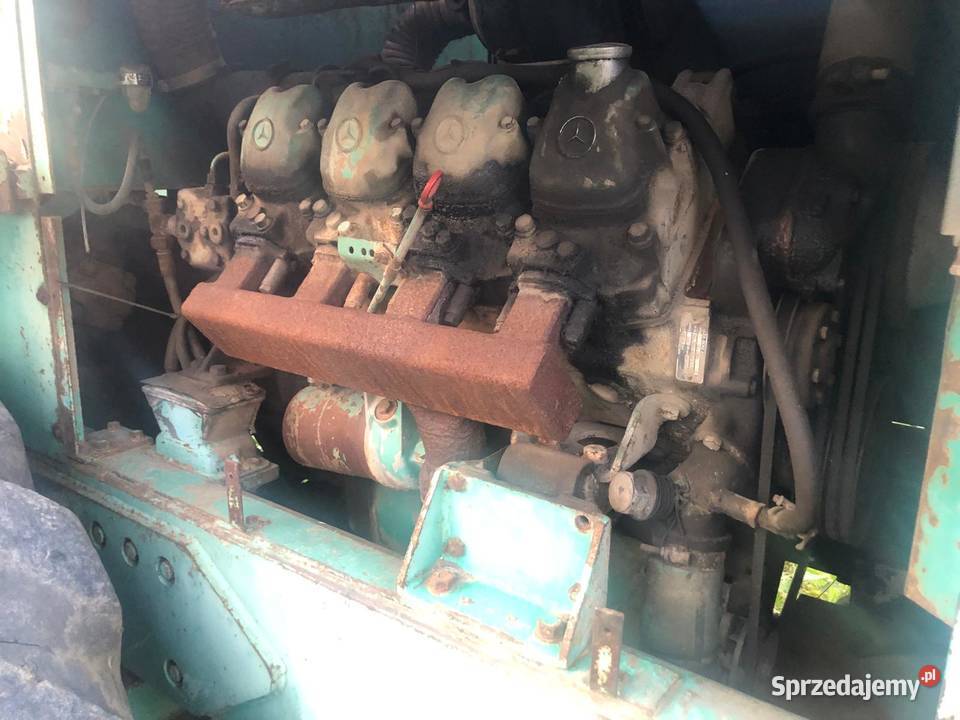 Silnik Mercedes V8 OM 402 terenowe Kłobuck