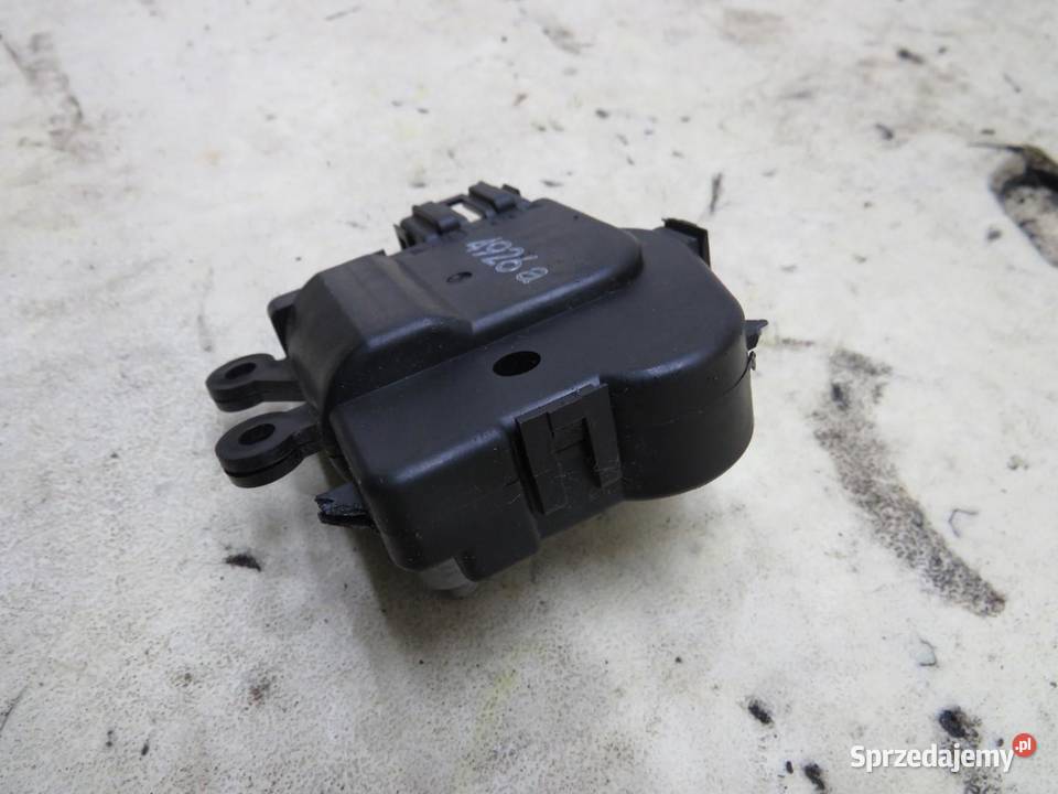 SILNICZEK NAGRZEWNICY MAZDA 3 BM 22 D 13 4926A