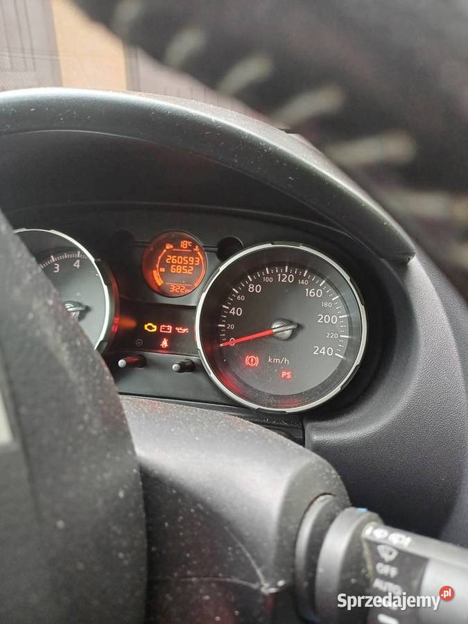 Nissan Qashqai 16 benzyna 270000km