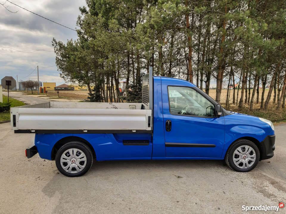 Fiad Doblo Work Up 16 diesel skrzyniowy hak Kutno