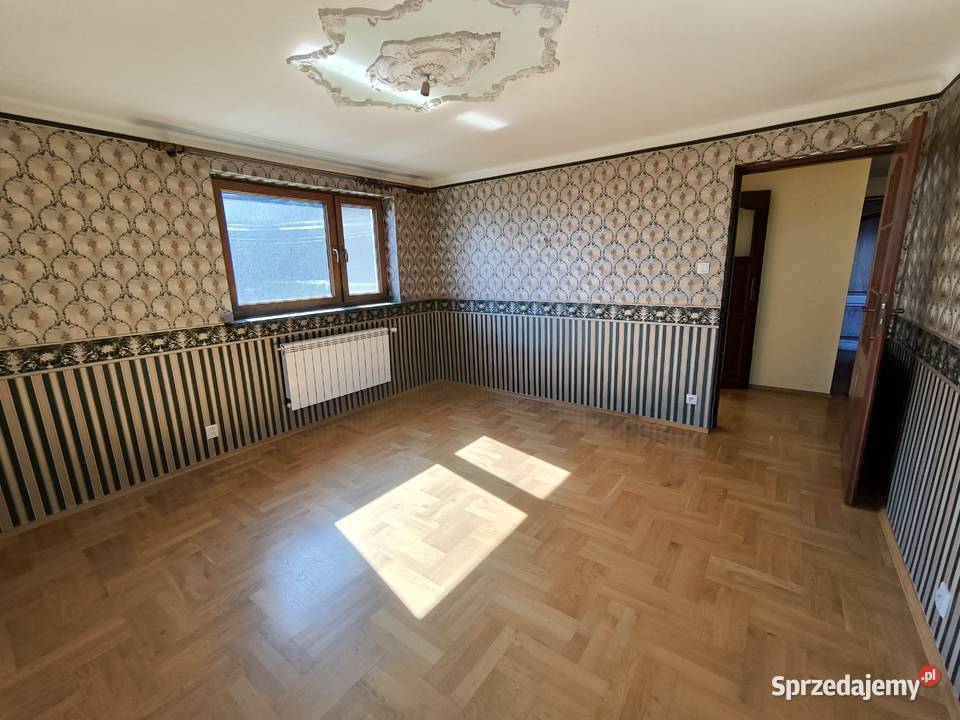 Dom pod lasem z widokiem na Nowy Sącz sprzedam