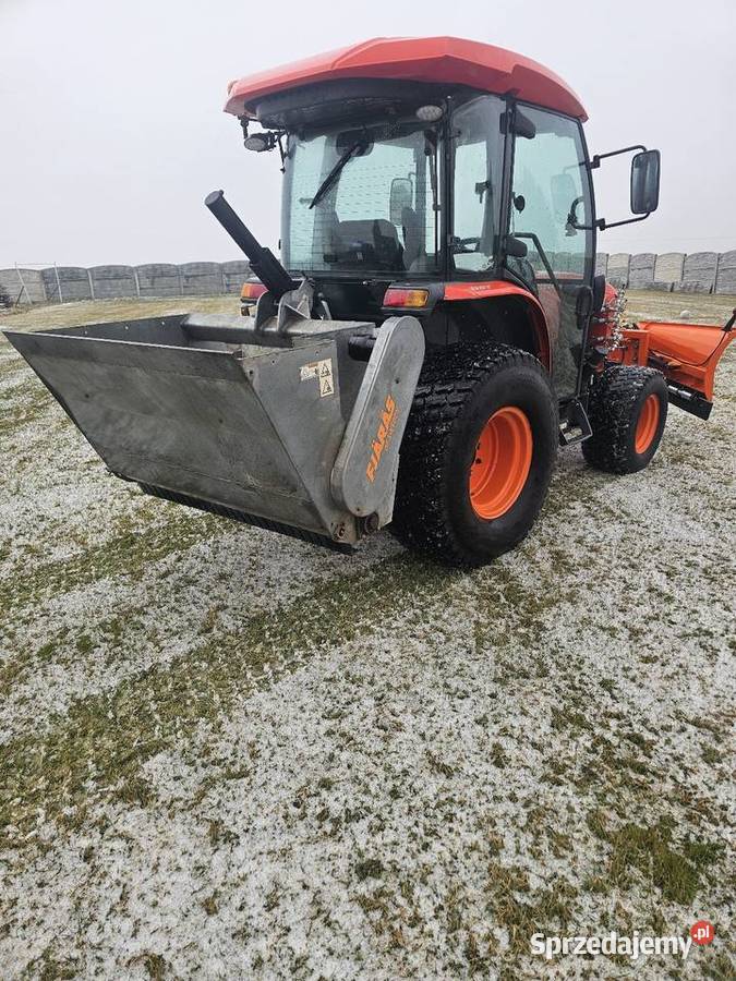 Posypywarka samozaładowcza piasku soli Fjaras Sosnowa