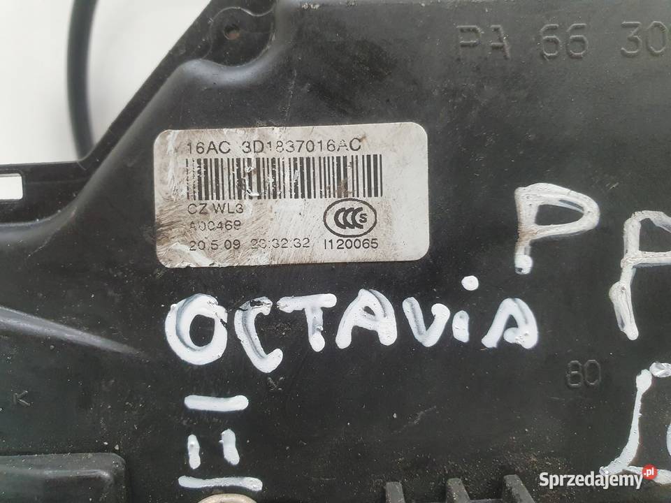 Skoda Octavia II lift ZAMEK DRZWI Prawy przód lubelskie Janów sprzedam