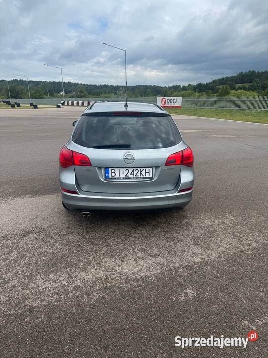 Opel Astra J 14 Turbo 140 zadbana doinwestowana benzyna Białystok