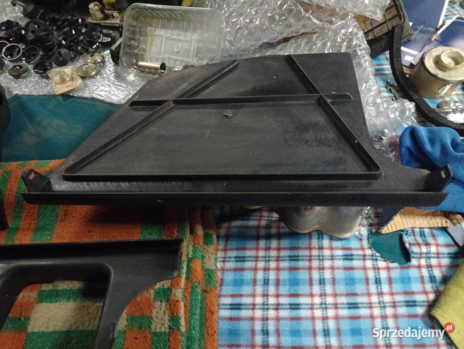 Elementy wnętrza Fiat 125p MR Pozostałe Wyposażenie wnętrza Będzin sprzedam