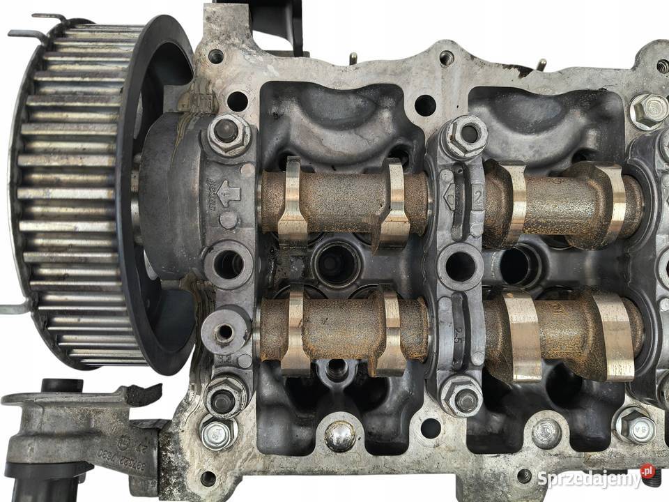 GŁOWICA CYLINDRÓW Opel Zafira B Astra J Meriva A