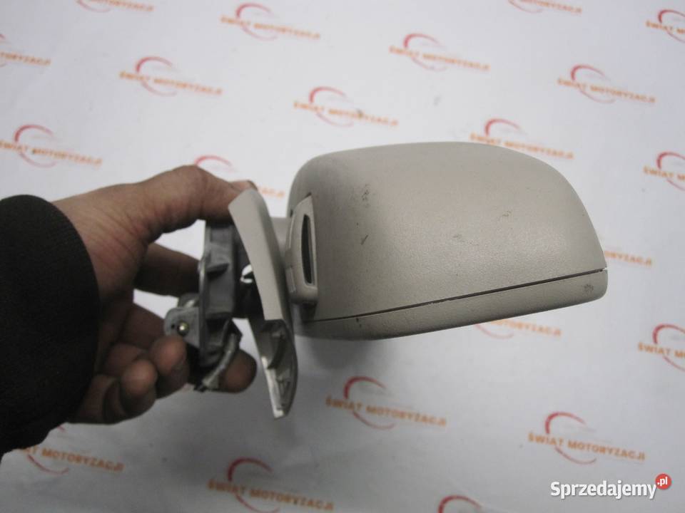 MERCEDES C KLASA S204 W204 10r lusterko Części samochodowe Kielce
