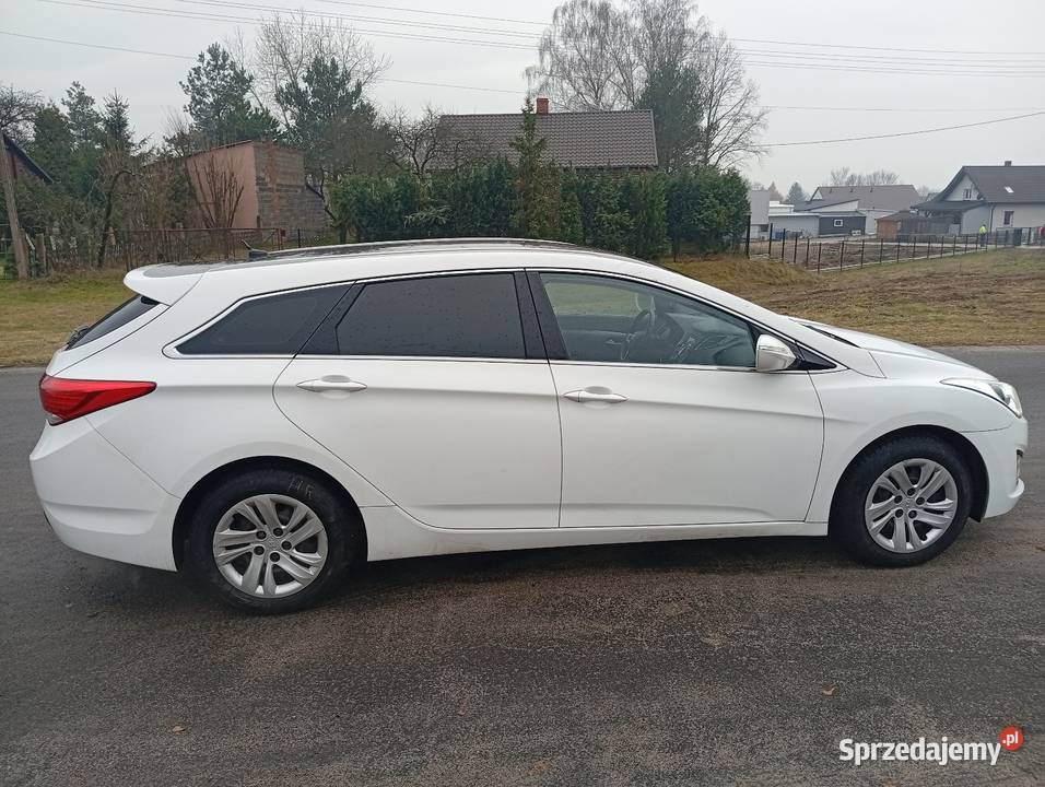 Hyundai i40 Bezwypadkowy Nowe opony ASR (kontrola trakcji) Praszka