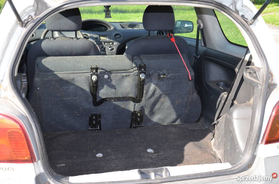 Sprzedam Toyotę Yaris ciężarowa VAT Hatchback śląskie Trachy