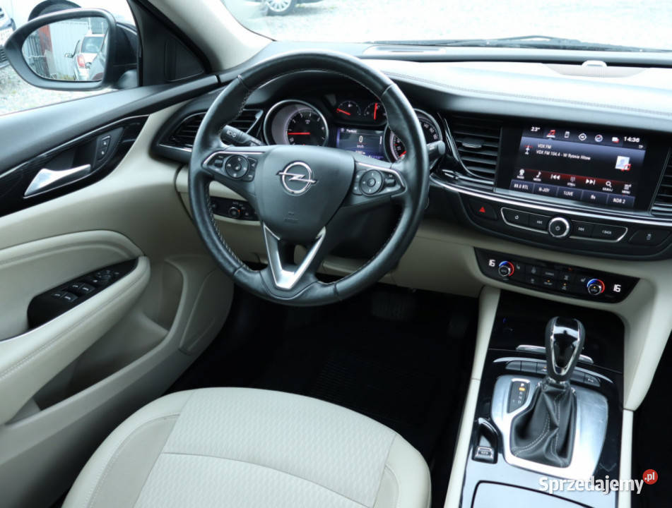 Opel Insignia 15 Turbo