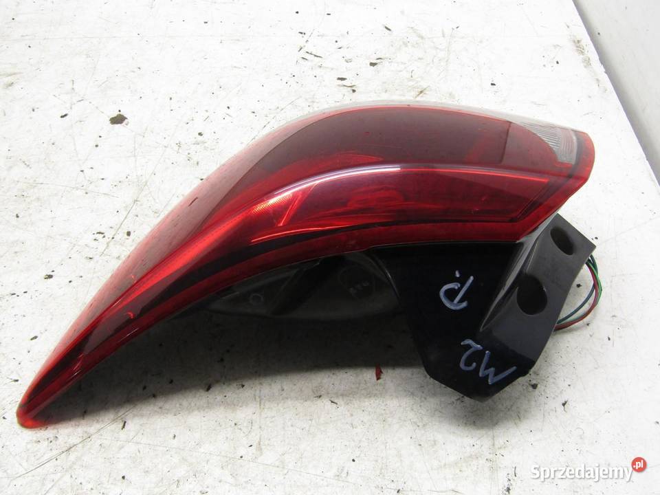 LAMPA TYLNA PRAWY TYŁ MAZDA 2 DJ D09K51150