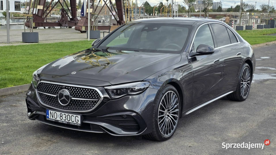 Mercedes E 220 MercedesBenz E 220 d 4MATIC AMG światła do jazdy dziennej Szczecin