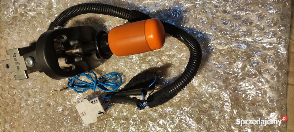 Dźwignia rewersu Valtra V33687000 Kutno sprzedam