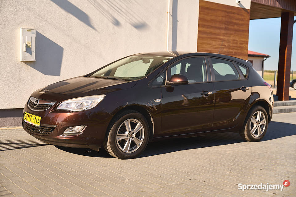 Opel Astra IV HATCHBACK 14 benzyna 100 Astra