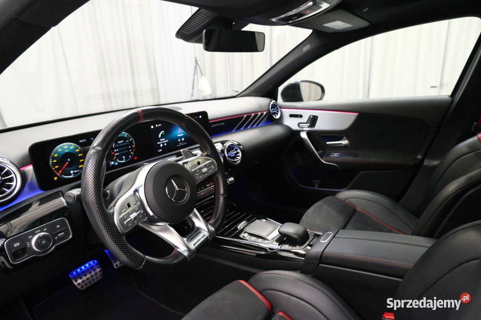 MERCEDESBENZ A35 2020 199100 ccm 306 Rok produkcji 2020