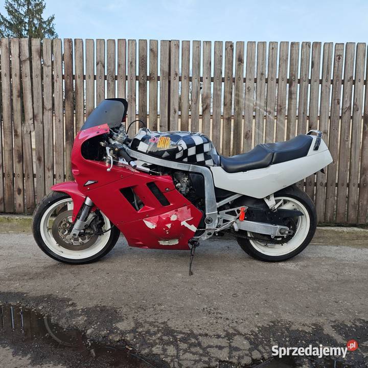 Suzuki GSXR 750 olejak zabytek Biała Podlaska