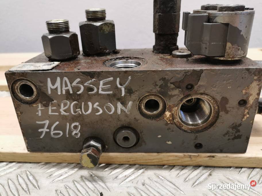 Blok zaworowy osi przedniej Massey Ferguson 7618 Wilkowo
