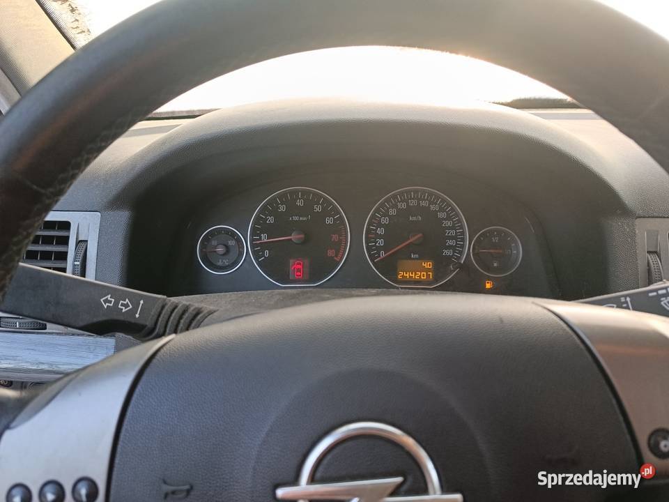 Opel Vectra c kombi 22 benzyna Direct 155 kurtyny powietrzne Nowogrodziec
