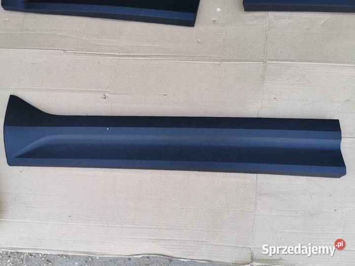 Listwa drzwi przód lewa lh Volvo xc40 17 Karoseria Sieraków