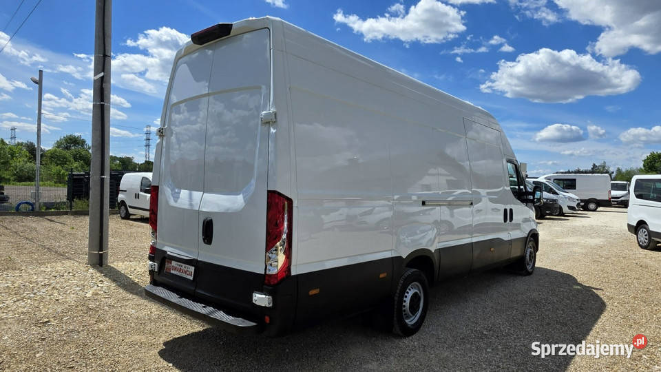 Iveco Daily 35S14 klima 3 osobowy pojedyńcze komputer pokładowy śląskie Chełm Śląski sprzedam