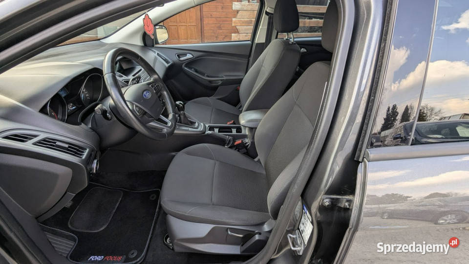 Ford Focus 10i101OPŁACONYBezwypadkowy Focus śląskie Częstochowa sprzedam