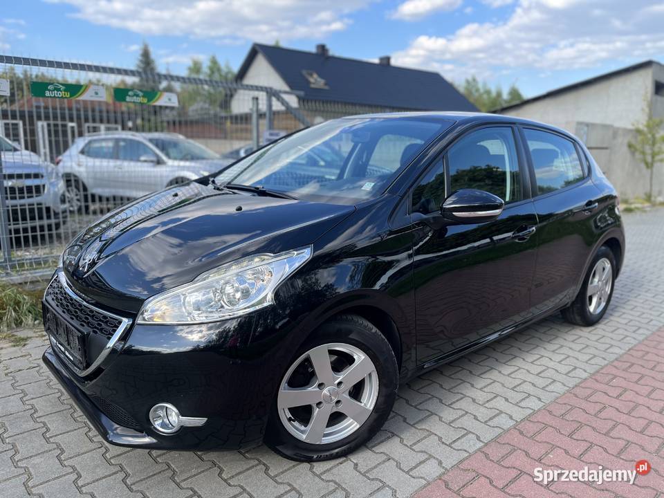 PEUGEOT 208 14 Benzyna 2012 poduszka powietrzna Ostrowiec Świętokrzyski sprzedam