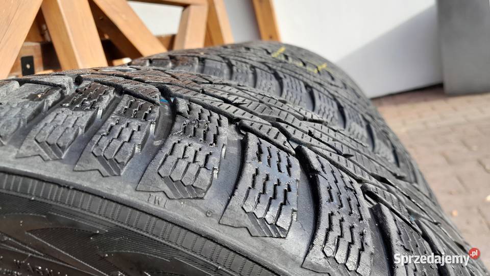 Opony zimowe 225 Bełżyce sprzedam